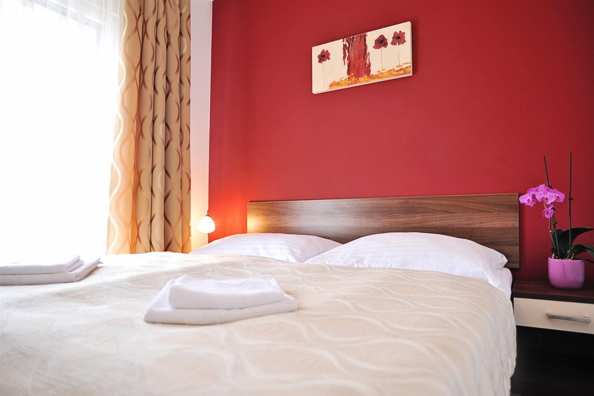 Melrose Apartments Братислава Экстерьер фото