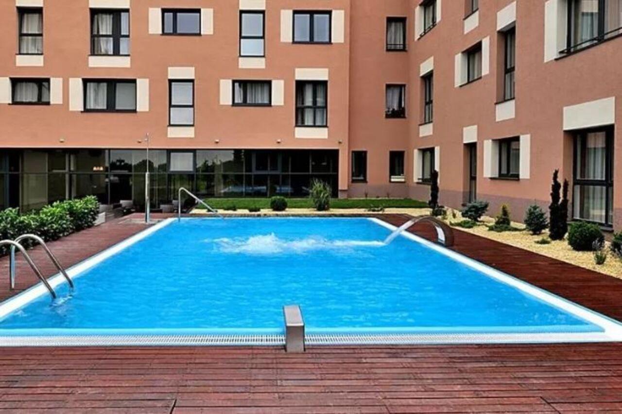 Melrose Apartments Братислава Экстерьер фото