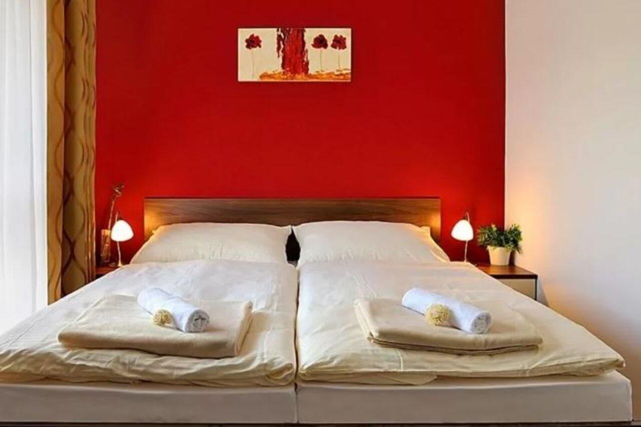 Melrose Apartments Братислава Экстерьер фото