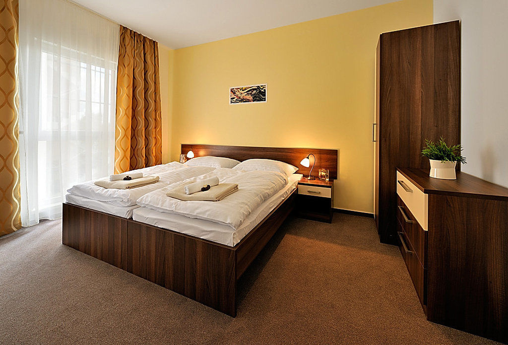 Melrose Apartments Братислава Экстерьер фото